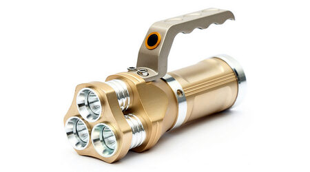 купите Светодиодный фонарь-прожектор UltraFire YB-857 (Cree XML T6) 3000 люмен в Красноярске